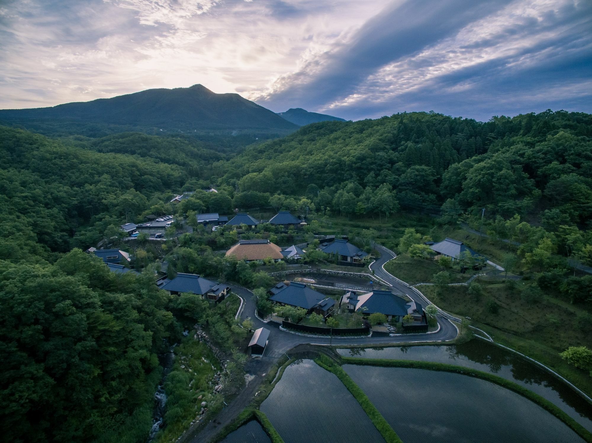 Miyama Sansou Hotel Minamioguni Bagian luar foto